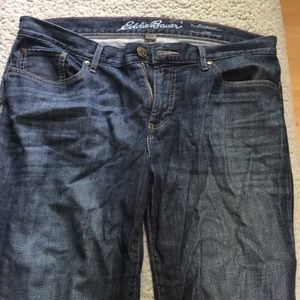 Cropped boyfriend jeans